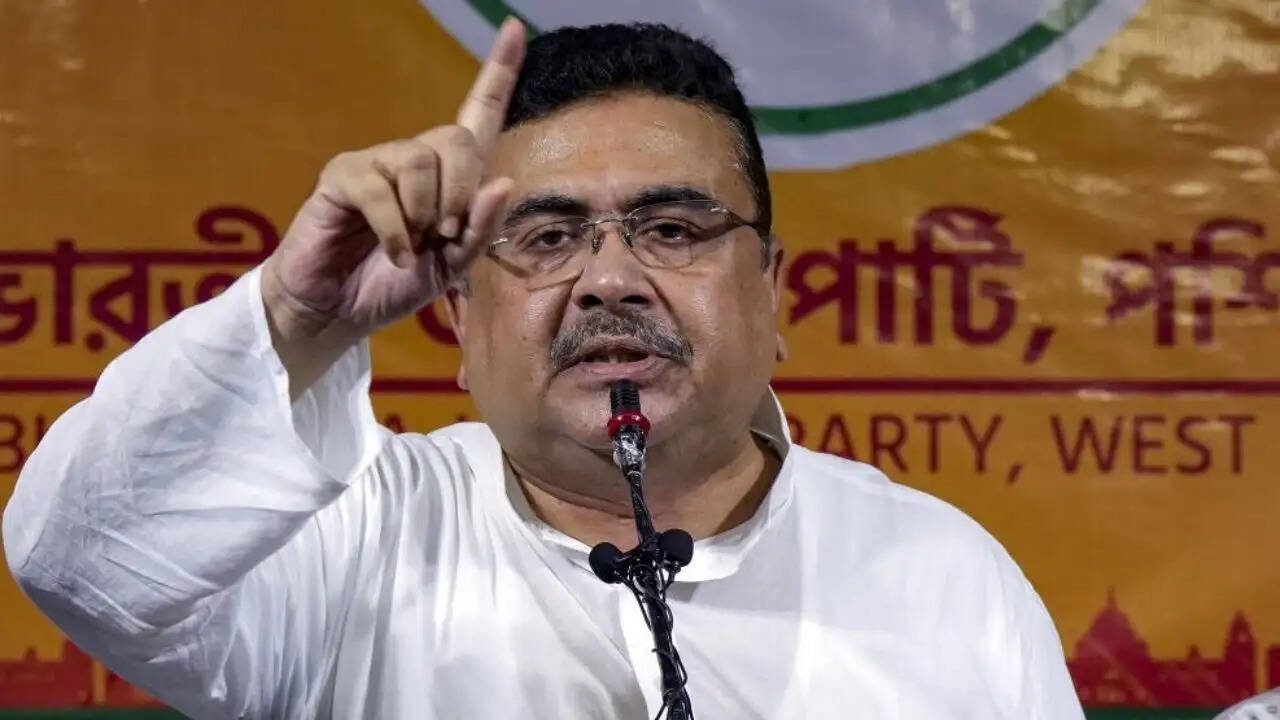 सुवेंदु अधिकारी की नई सरकार: सख्त आदेशों से शुरू हुआ बदलाव