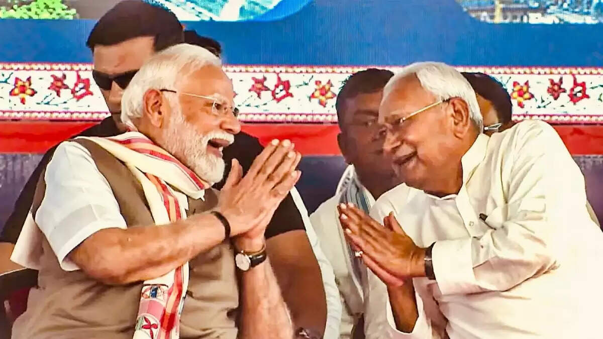 प्रधानमंत्री मोदी ने बिहार में 48,500 करोड़ रुपये की विकास परियोजनाओं का उद्घाटन किया