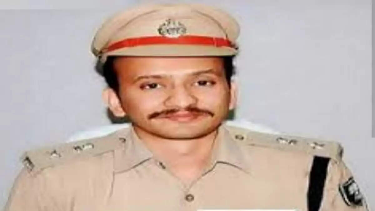 बिहार में 18 आईपीएस अधिकारियों का तबादला, पटना में नए कप्तान बने कार्तिकेय शर्मा