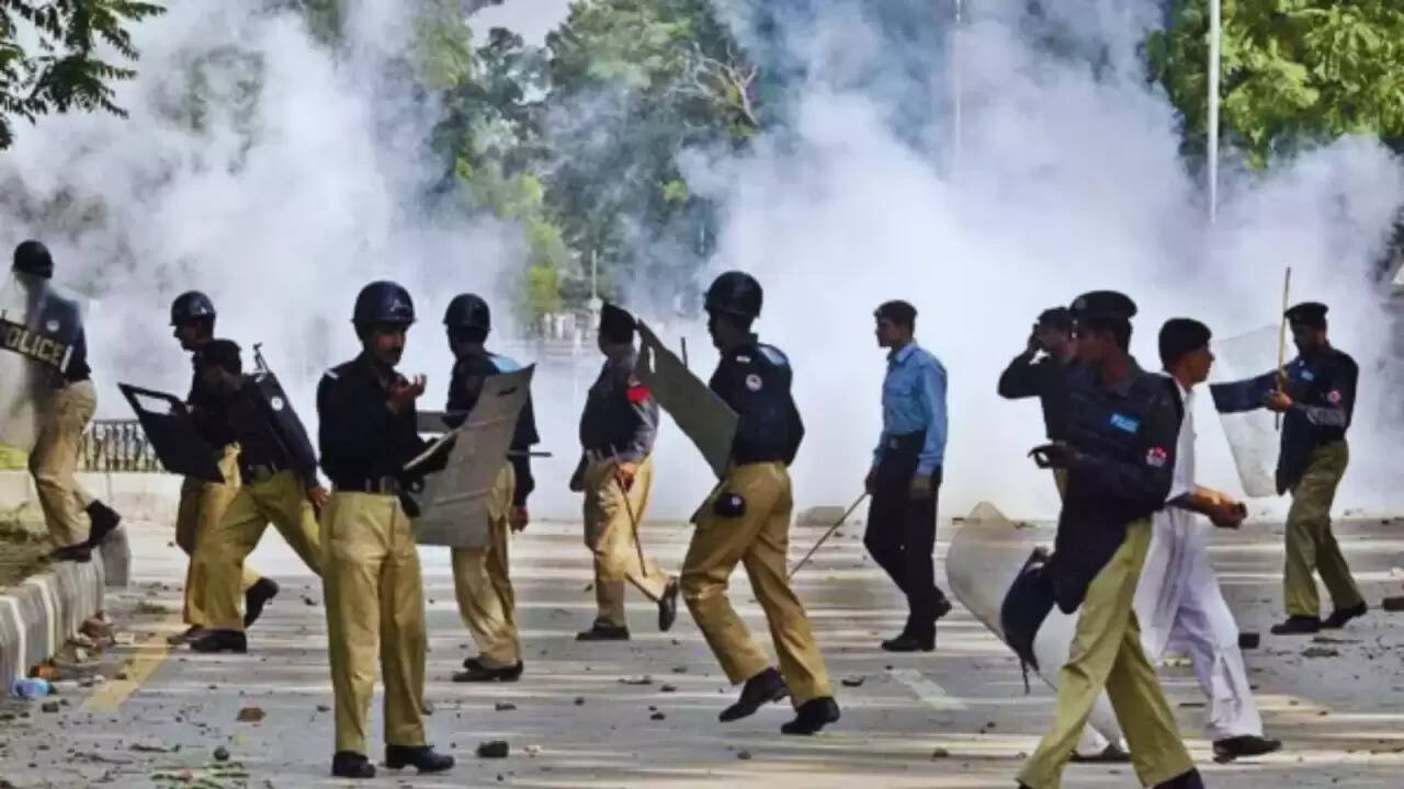 पाकिस्तान में TLP के खिलाफ मुरीदके में चल रहा है बड़ा ऑपरेशन, साद रिजवी की हालत गंभीर