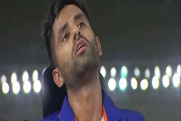 सूर्यकुमार यादव पर ICC का जुर्माना, राजनीतिक टिप्पणी के लिए कार्रवाई
