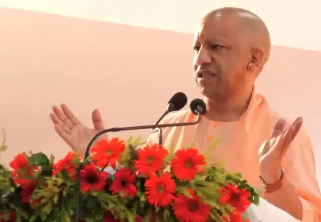 लखनऊ में ब्रह्मोस मिसाइलों की पहली खेप का शुभारंभ