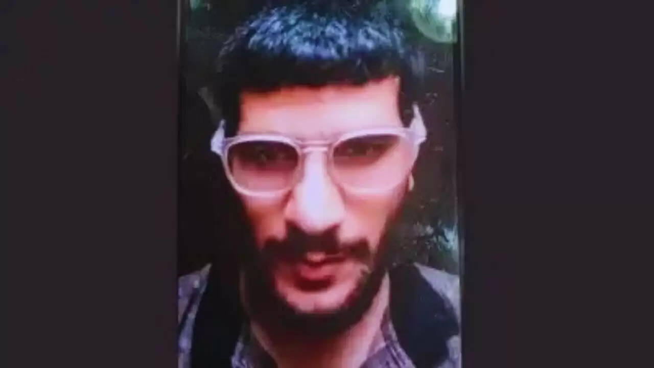 दिल्ली के लाल किले के पास धमाका: आतंकवादी डॉ. उमर मोहम्मद का रहस्योद्घाटन