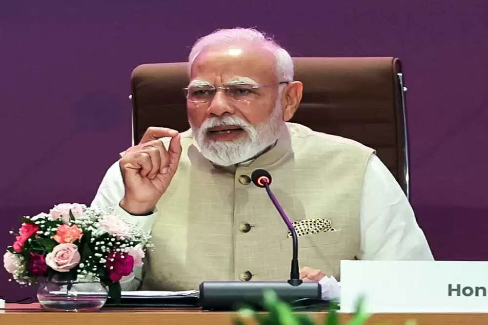 प्रधानमंत्री मोदी का छत्तीसगढ़ दौरा: विकास परियोजनाओं का उद्घाटन और रजत महोत्सव में भागीदारी