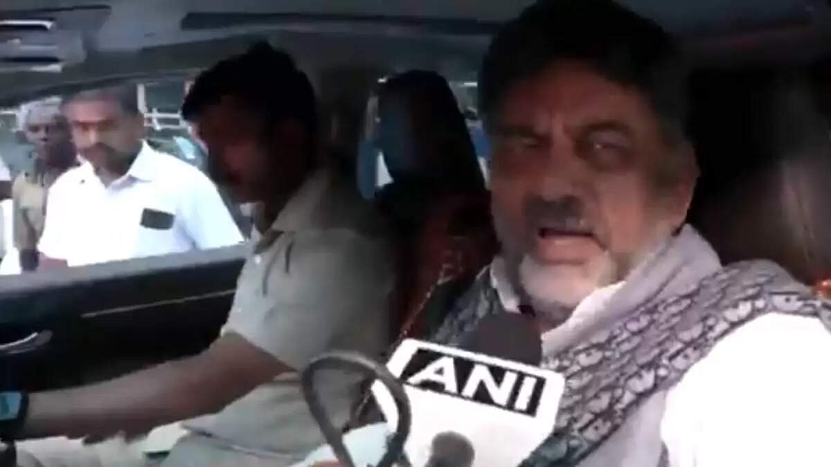 RCB की जीत के बाद चिन्नास्वामी स्टेडियम में भगदड़, उपमुख्यमंत्री का बयान