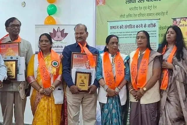 ग्रेटर नोएडा में लोधी क्षत्रिय समाज का भव्य सम्मान समारोह