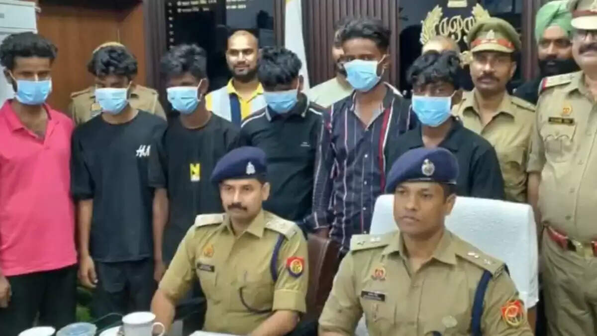 लखनऊ में मैगी पार्टी गैंग का भंडाफोड़, 7 गिरफ्तार