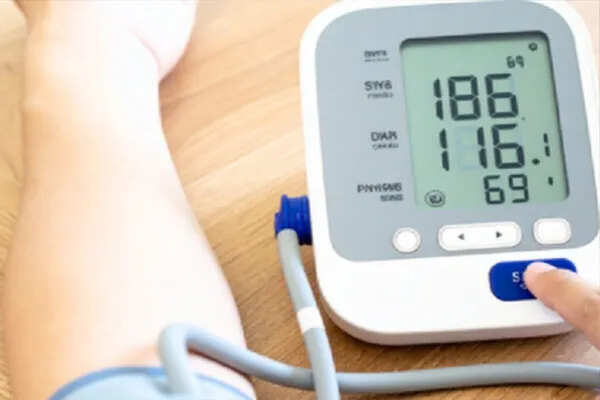 उच्च रक्तचाप: आयुर्वेदिक उपायों से करें नियंत्रण
