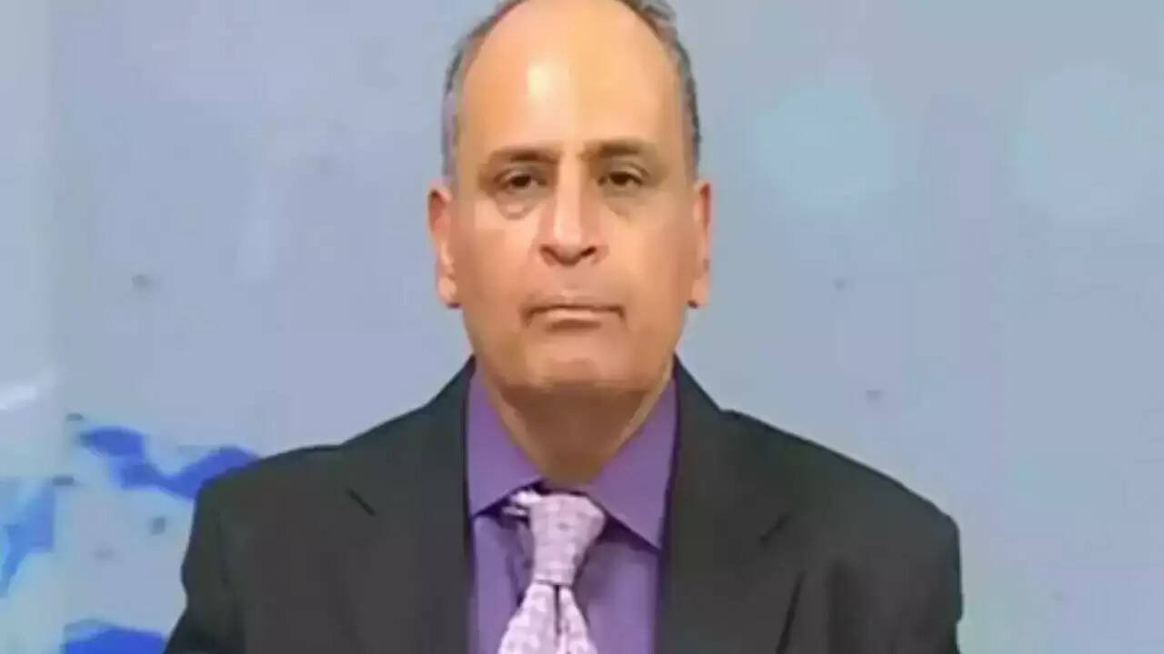 सेबी ने IIFL सिक्योरिटीज के निदेशक पर लगाया प्रतिबंध, 11.37 करोड़ का मुनाफा कमाने का आरोप