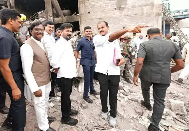 तेलंगाना फैक्ट्री विस्फोट में मृतकों की संख्या 34 हुई, सीएम ने मुआवजे का ऐलान किया
