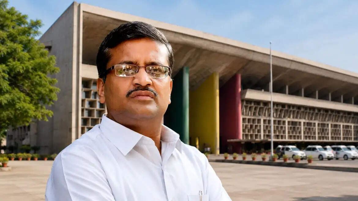 अशोक खेमका को हाईकोर्ट से मिली बड़ी राहत, एम्पैनलमेंट पर उठे सवाल