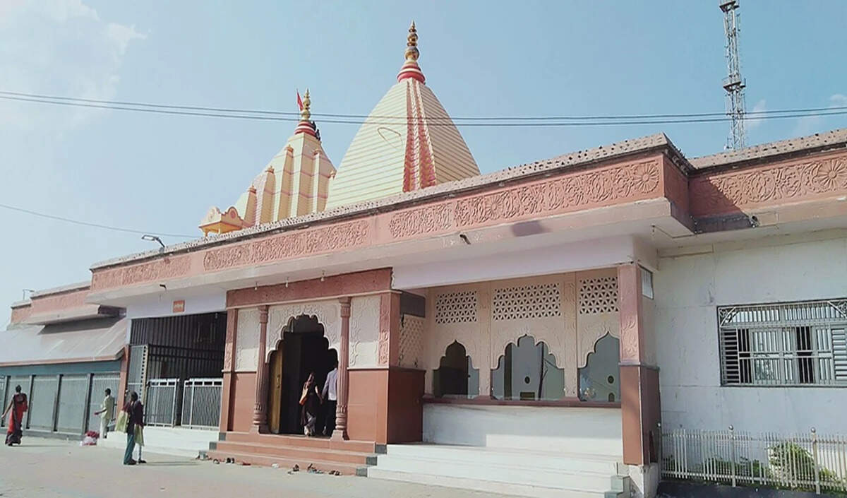 गुप्त नवरात्रि के दौरान विजयासन मंदिर की महिमा और यात्रा