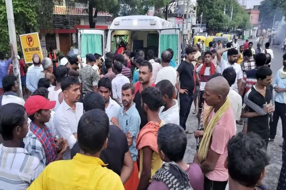 नालंदा में भगदड़ से सात लोगों की मौत, प्रशासन पर लापरवाही के आरोप