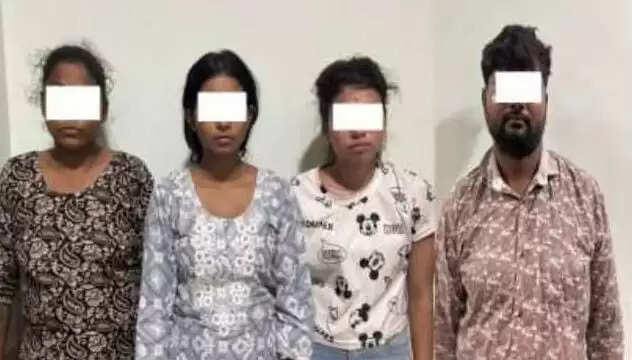 नेपाल-भारत सीमा पर मानव तस्करी के संदेह में चार गिरफ्तार
