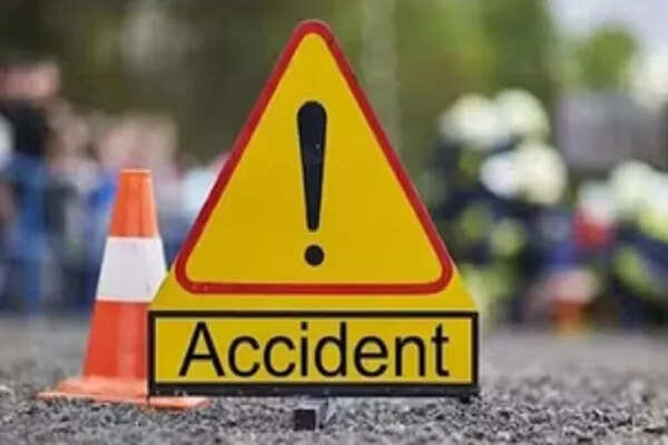 नेपाल में सड़क दुर्घटना: 7 की मौत, 25 घायल