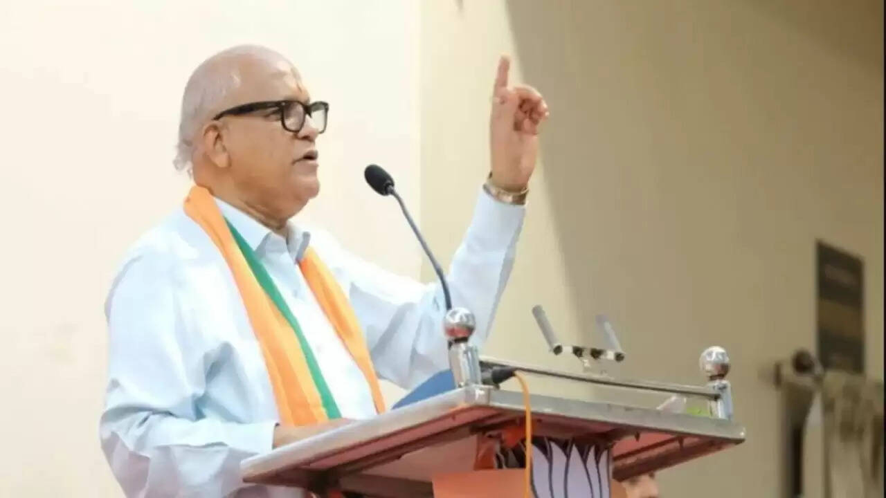 गोवा की राजनीति में बड़ा बदलाव: दिगंबर कामत और रमेश तावड़कर की नई भूमिका