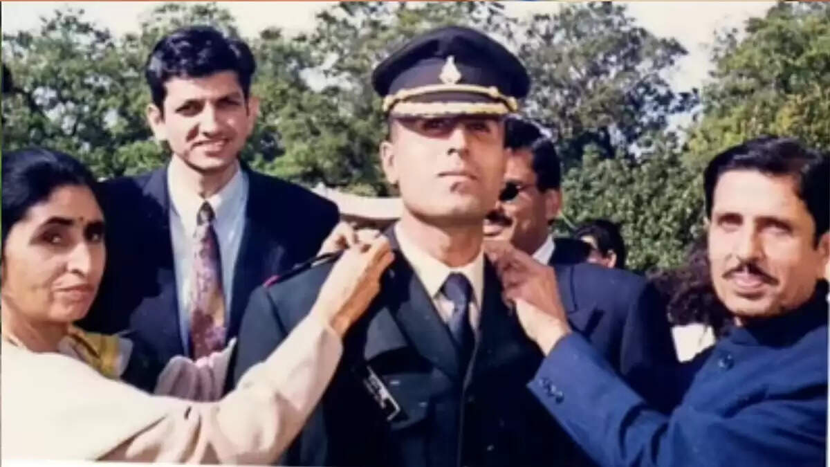 कारगिल विजय दिवस: कैप्टन विक्रम बत्रा की शहादत और प्रेम कहानी