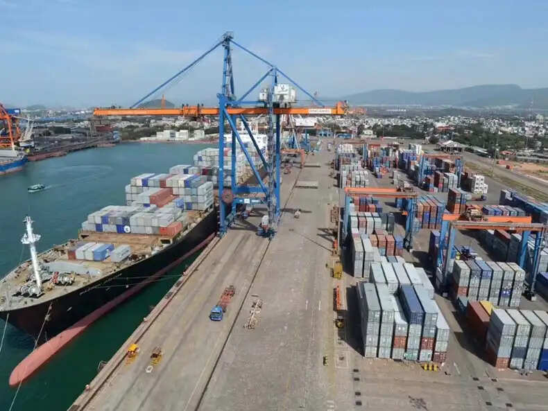 भारत चाबहार बंदरगाह में हिस्सेदारी ईरानी कंपनी को सौंपने की तैयारी में