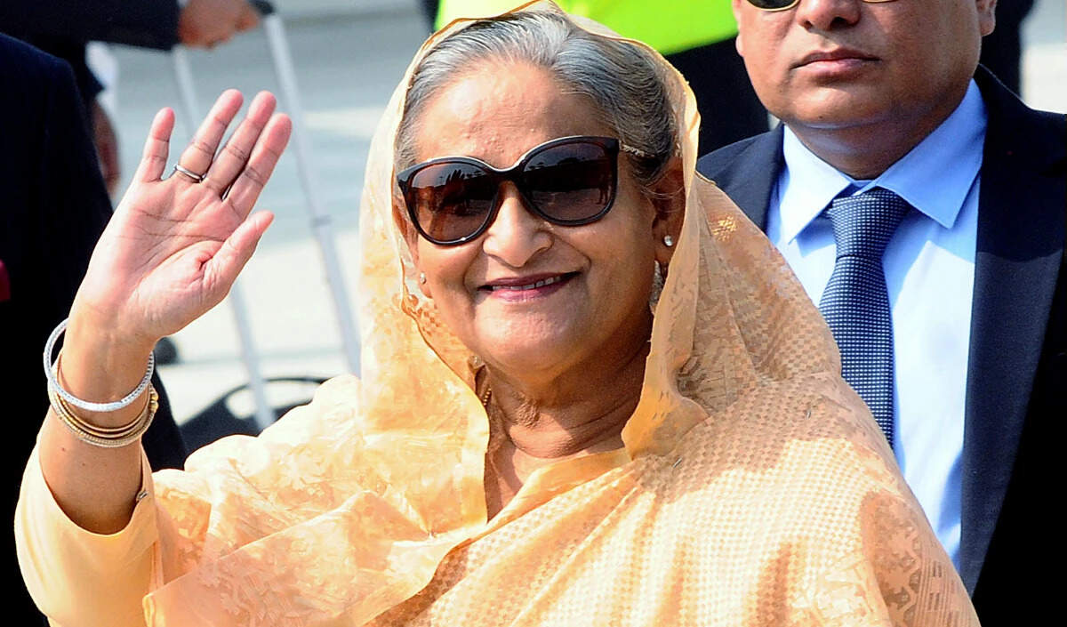 बांग्लादेश में अवामी लीग को चुनावों से बाहर रखने का निर्णय