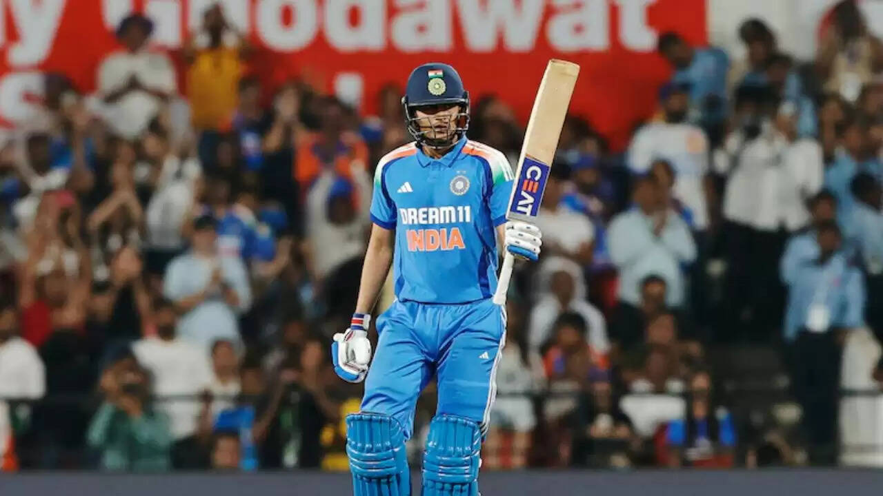 शुभमन गिल और रोहित शर्मा: ODI में ओपनर के रूप में कौन है असली बादशाह?