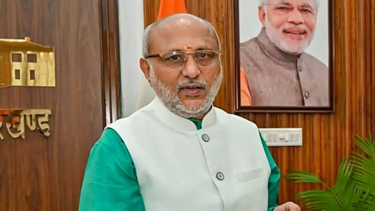 महाराष्ट्र में भाषा विवाद: राज्यपाल की सख्त चेतावनी और अनुभव साझा