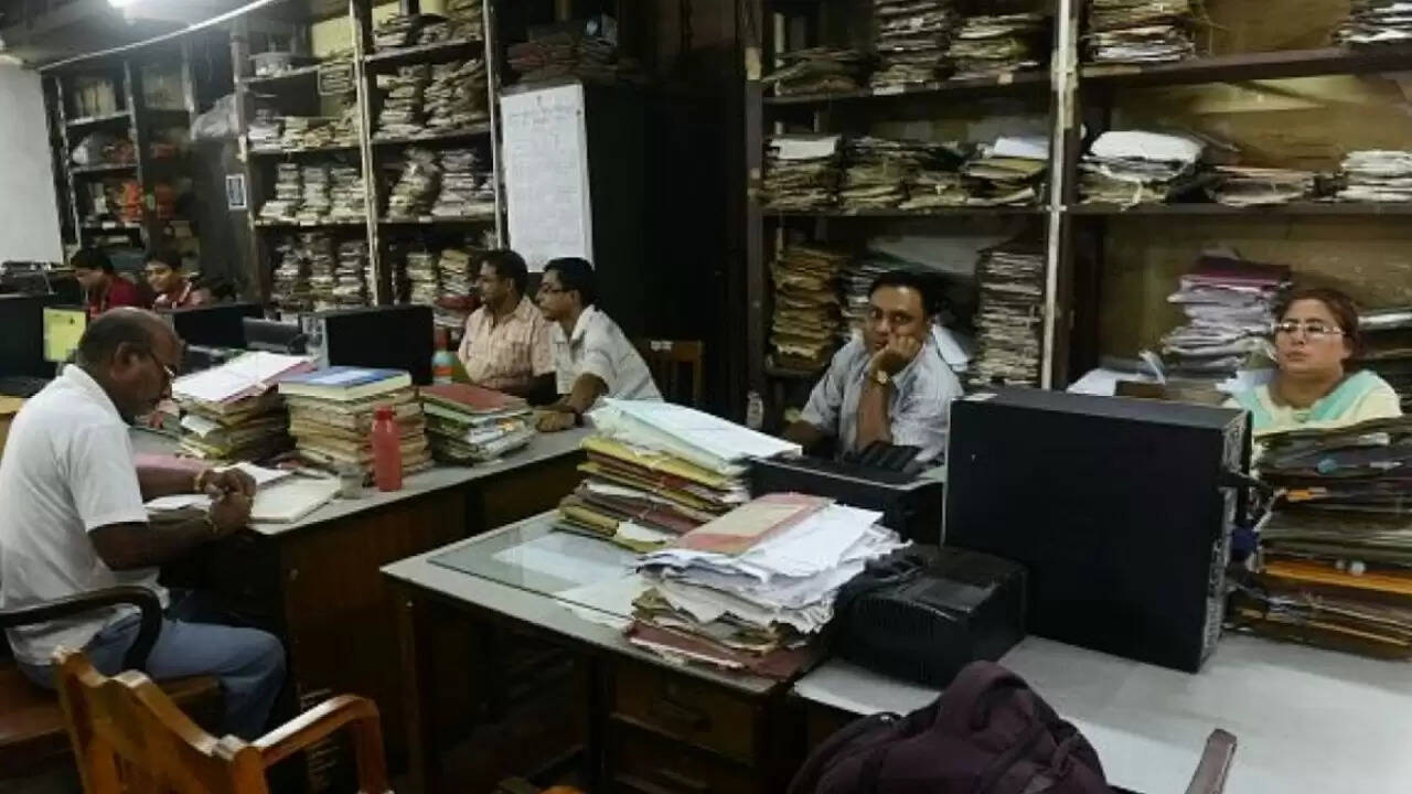 केंद्र सरकार ने बुजुर्ग माता-पिता की देखभाल के लिए 30 दिन की छुट्टी की घोषणा की
