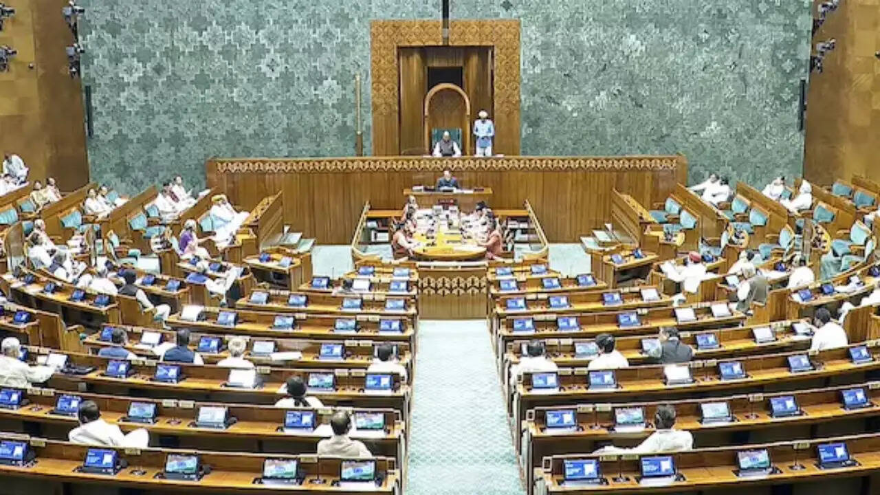 महिला आरक्षण अधिनियम: संसद में गरमागरम बहस और वोटिंग की तैयारी