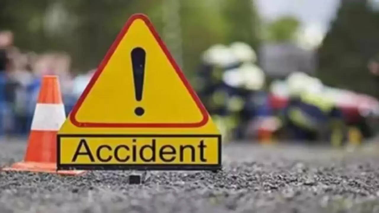 मथुरा में सड़क हादसों में 6 की मौत, 30 से अधिक घायल
