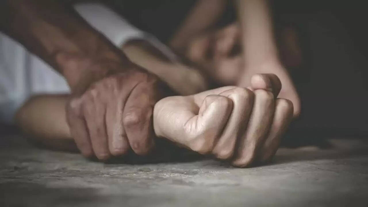 ठाणे बलात्कार मामले में युवक को मिली राहत, कोर्ट ने बरी किया