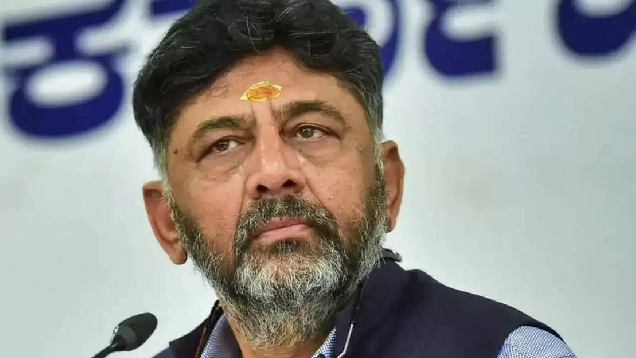 बेंगलुरु में RCB की जीत का जश्न, भगदड़ में कई लोगों की मौत