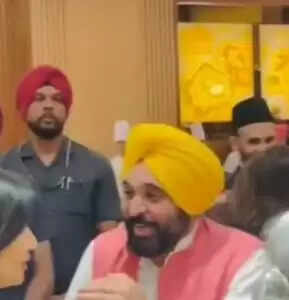 राजनीति में सौहार्द्र का प्रतीक: अखिलेश यादव और भगवंत मान की मुलाकात