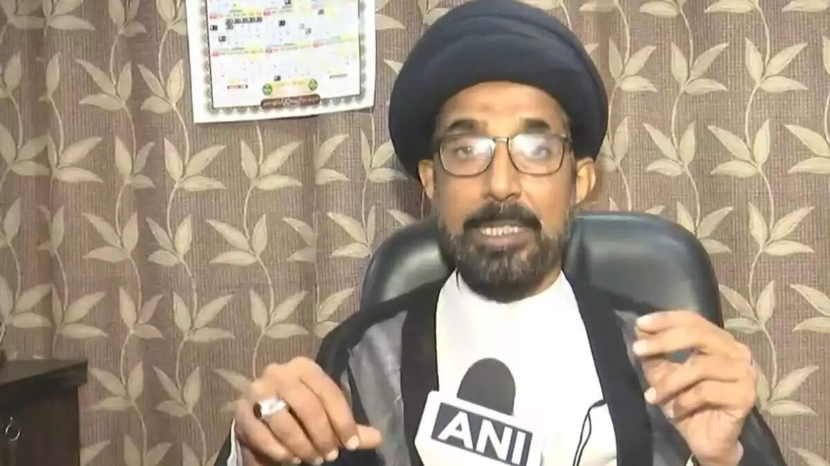 ईरान-इजराइल संघर्ष में फंसे भारतीय तीर्थयात्रियों की मदद की अपील