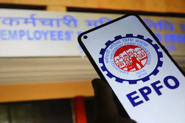 EPFO सदस्यों के लिए नई सुविधा: अब एटीएम और यूपीआई से निकालें PF का पैसा