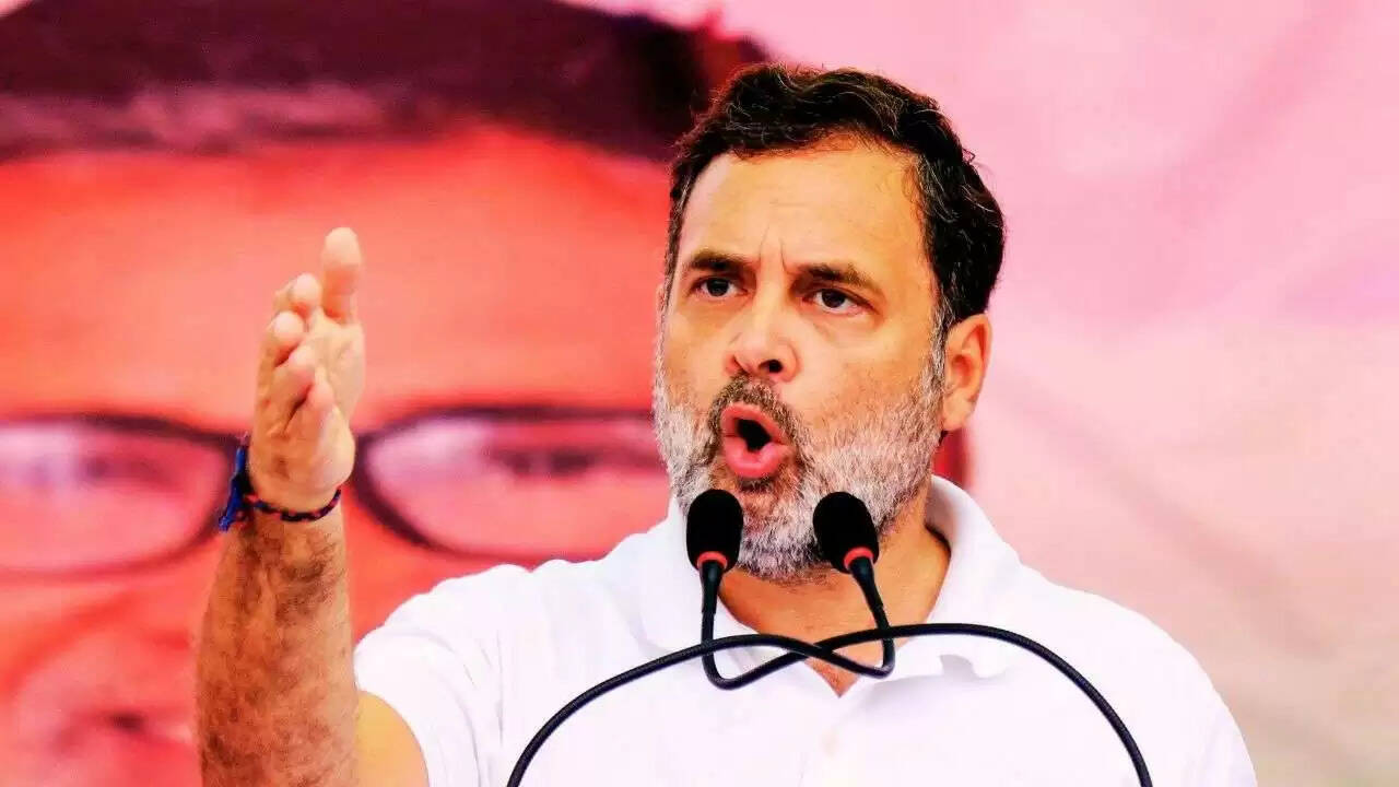 राहुल गांधी के वोट चोरी के आरोप: क्या हैं असली तथ्य?
