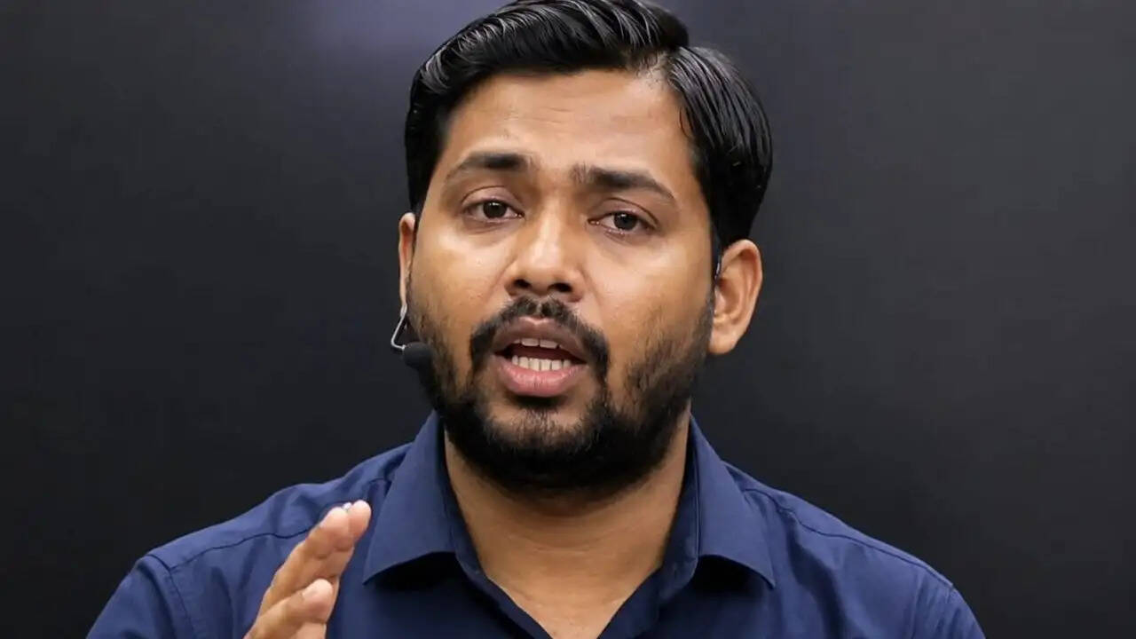 बिहार में शिक्षा जगत को झटका: प्रिंस यादव की संदिग्ध मौत पर खान सर का भावुक बयान