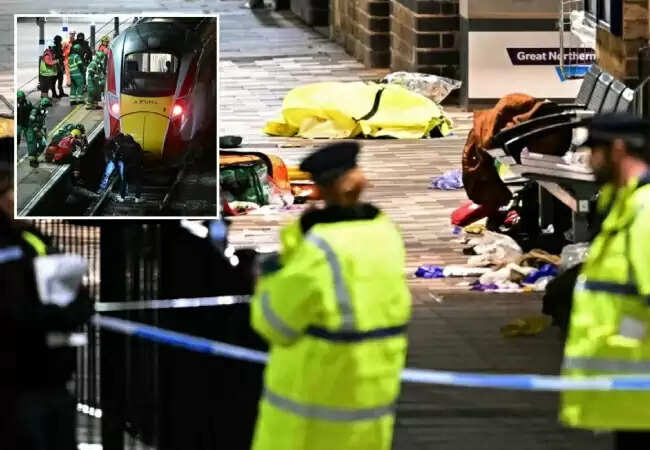 लंदन ट्रेन पर चाकू से हमला: नौ लोग गंभीर रूप से घायल