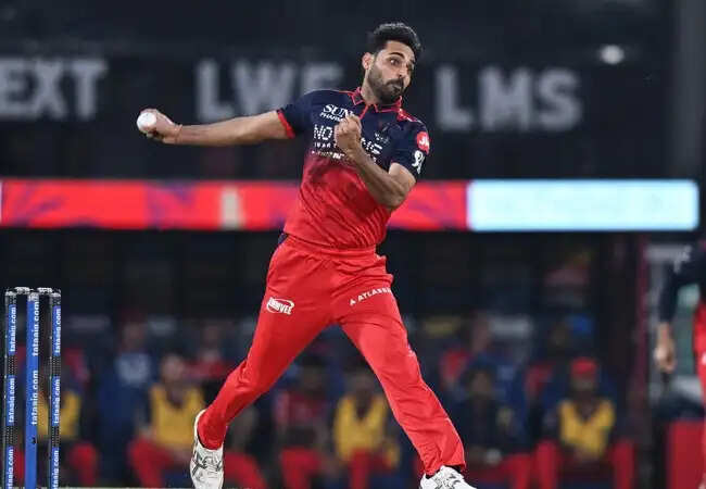 IPL 2026: भुवनेश्वर कुमार की शानदार गेंदबाजी से आरसीबी को मिली जीत
