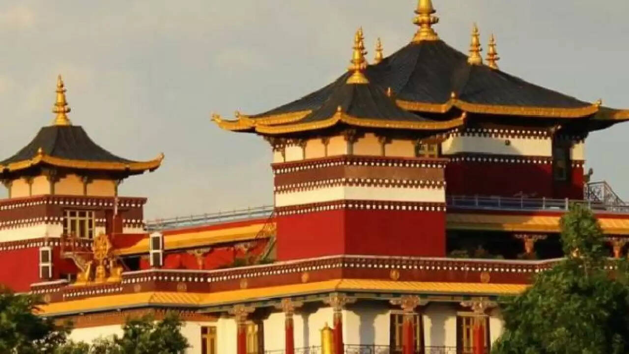 क्या आप जानते हैं? ये हैं भारत के सबसे अनोखे और रहस्यमय स्थान