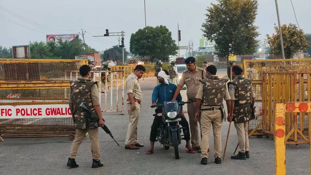 ग्वालियर में अंबेडकर प्रतिमा विवाद: प्रशासन ने बढ़ाई सुरक्षा