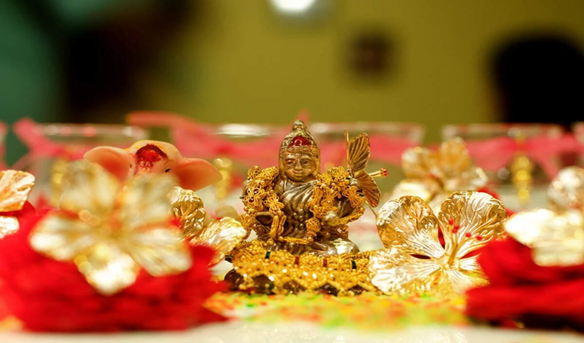 दशहरा पर अपनाएं ये ज्योतिष उपाय, पाएं सुख-समृद्धि