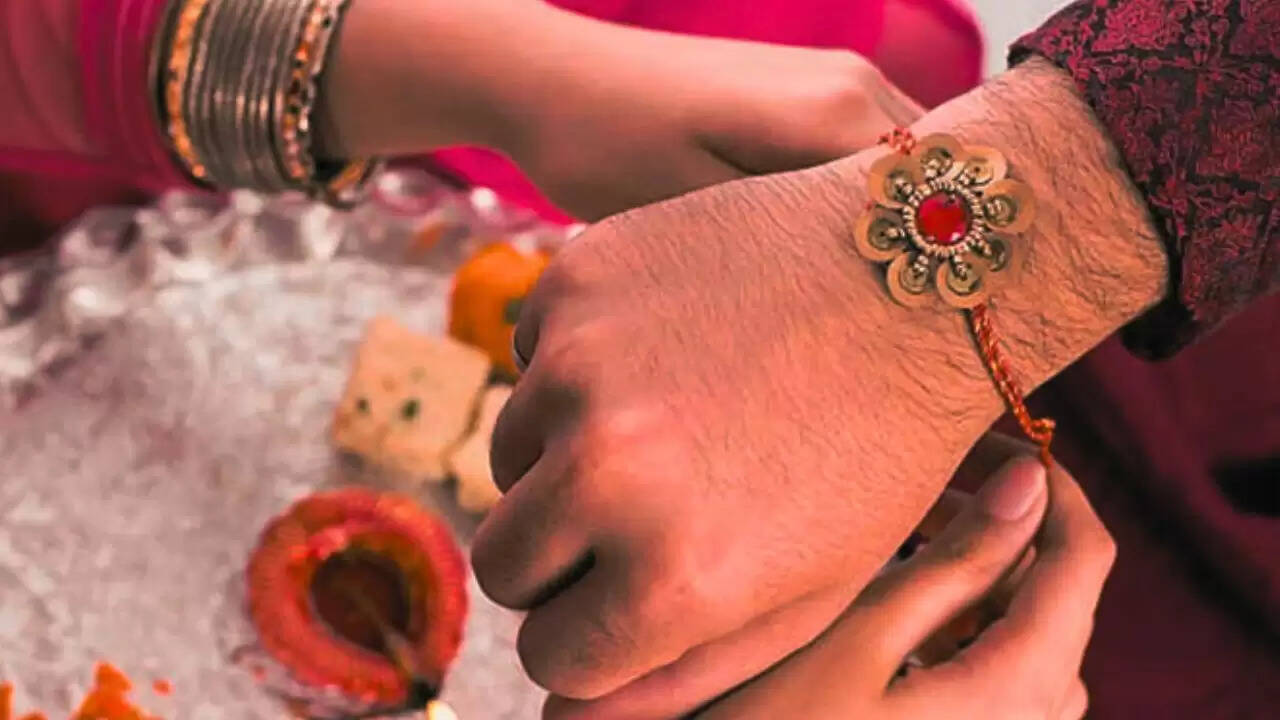 रक्षा बंधन 2023: जानें शुभ मुहूर्त और राहुकाल के समय