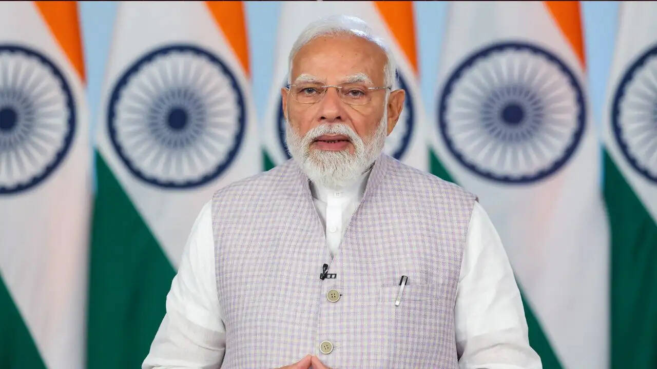 प्रधानमंत्री मोदी का असम दौरा: 47,800 करोड़ रुपये की विकास परियोजनाओं की शुरुआत