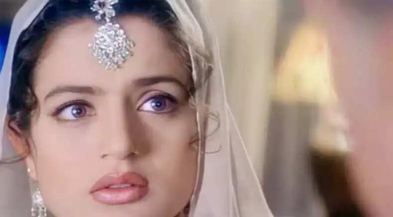 अमीषा पटेल की आंखों ने लगान से निकाला, गदर में मिली सफलता