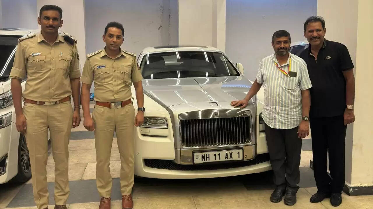 बेंगलुरु में अमिताभ और आमिर के नाम पर कारों पर लगा भारी जुर्माना