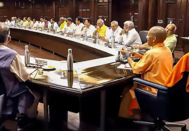 योगी सरकार ने कैबिनेट बैठक में 22 महत्वपूर्ण प्रस्तावों को दी मंजूरी