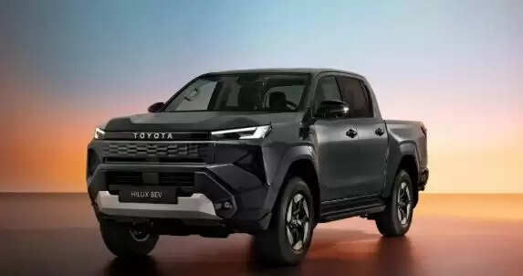 टोयोटा ने पेश किया नया हिलक्स पिकअप ट्रक, जानें इसकी विशेषताएँ
