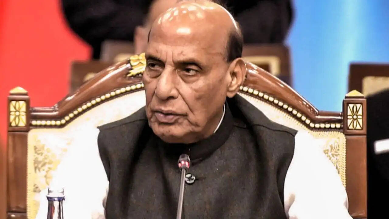 ऑपरेशन सिंदूर: राजनाथ सिंह ने स्पष्ट किया कि यह रणनीति के तहत रोका गया