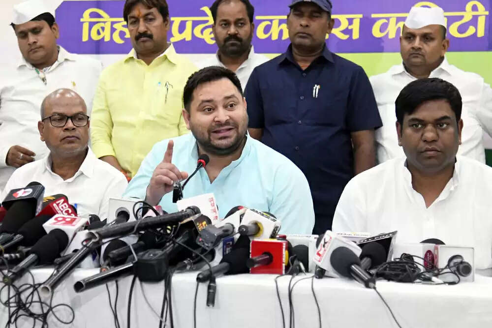 प्रधानमंत्री मोदी का बिहार दौरा: तेजस्वी यादव के सवालों का सामना