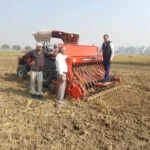 जींद में एसडीएम ने किसानों को फसल अवशेष प्रबंधन के लिए किया जागरूक