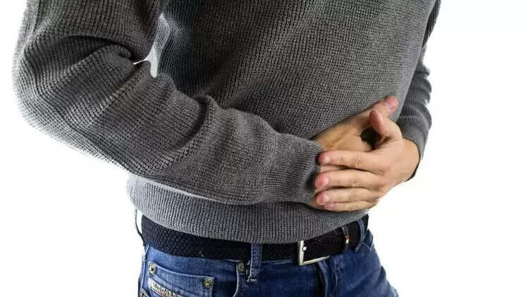 एसिडिटी से राहत पाने के लिए घरेलू उपाय और सावधानियाँ